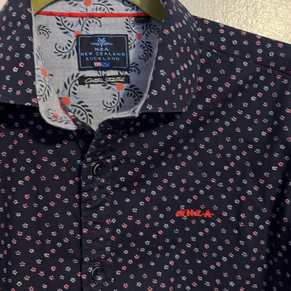 New Zealand Auckland men’s blue pattern casual button down shirt mediim